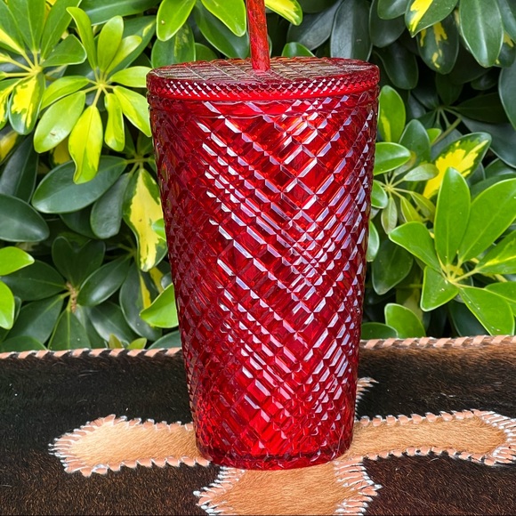 NWT STARBUCKS Red Winter Holiday Jeweled Textured Cold Cup / Tumbler 16 Fl Oz - Picture 3 of 5